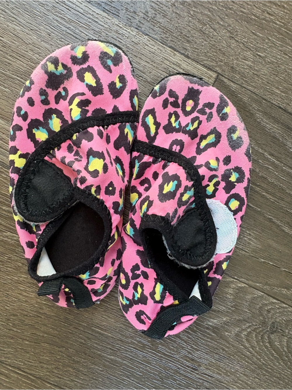 Kids Pink Leopard Print One-Piece Water Shoes